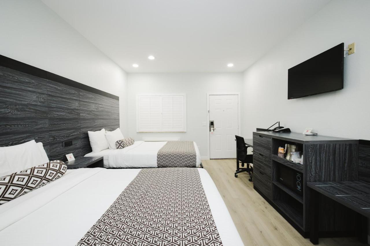 Sapphire Inn&Suites Deer Park Eksteriør billede