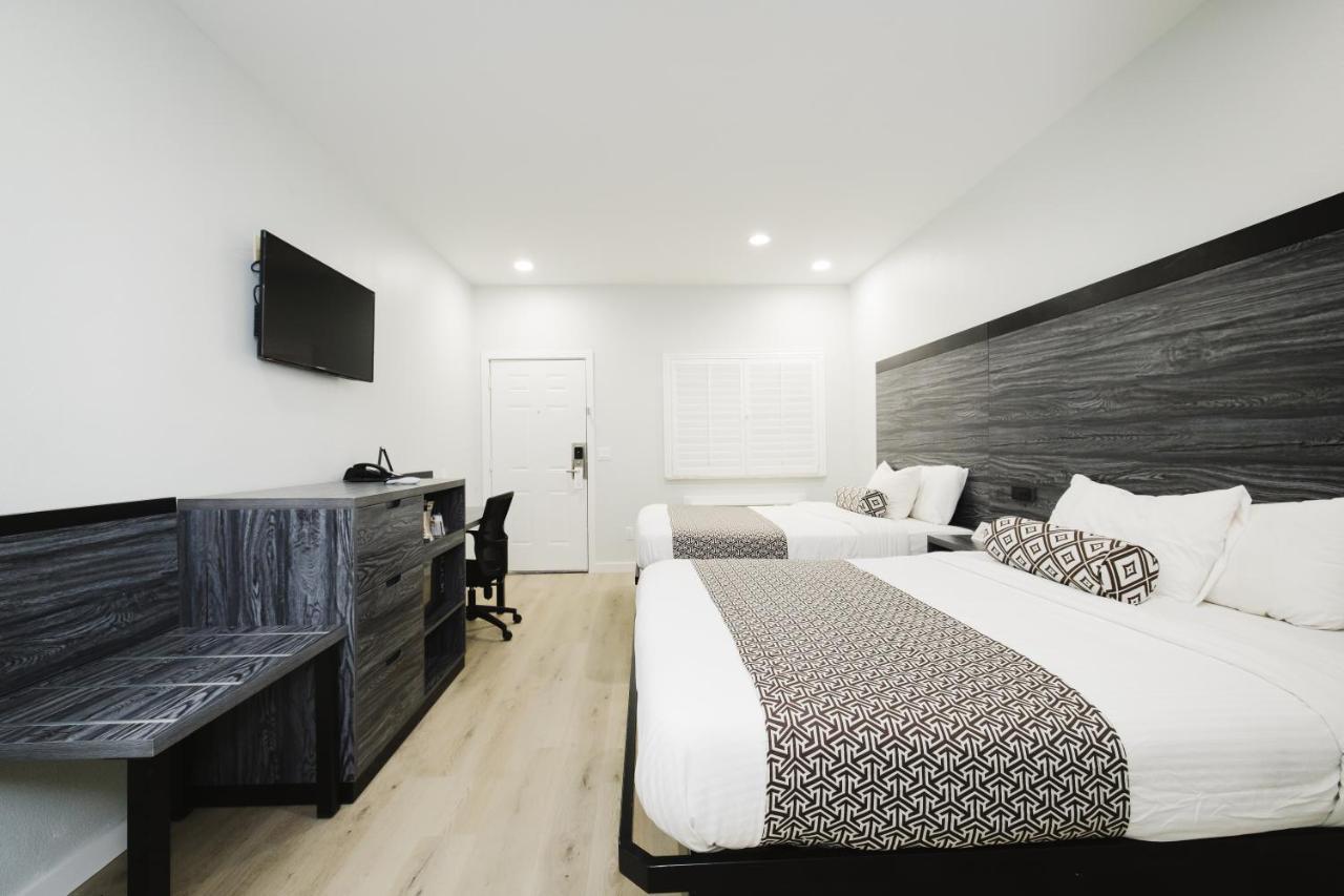 Sapphire Inn&Suites Deer Park Eksteriør billede