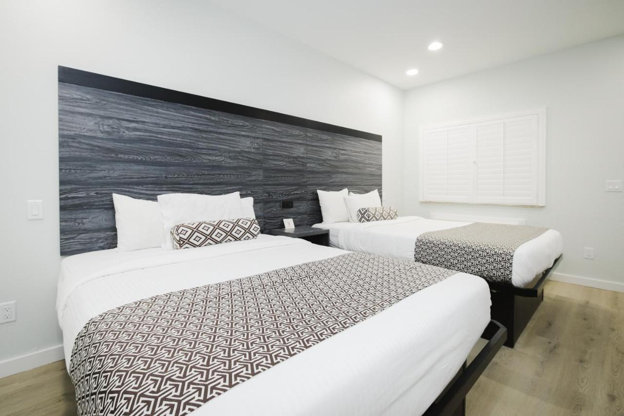 Sapphire Inn&Suites Deer Park Eksteriør billede