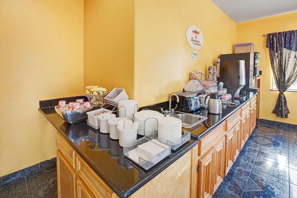 Sapphire Inn&Suites Deer Park Eksteriør billede