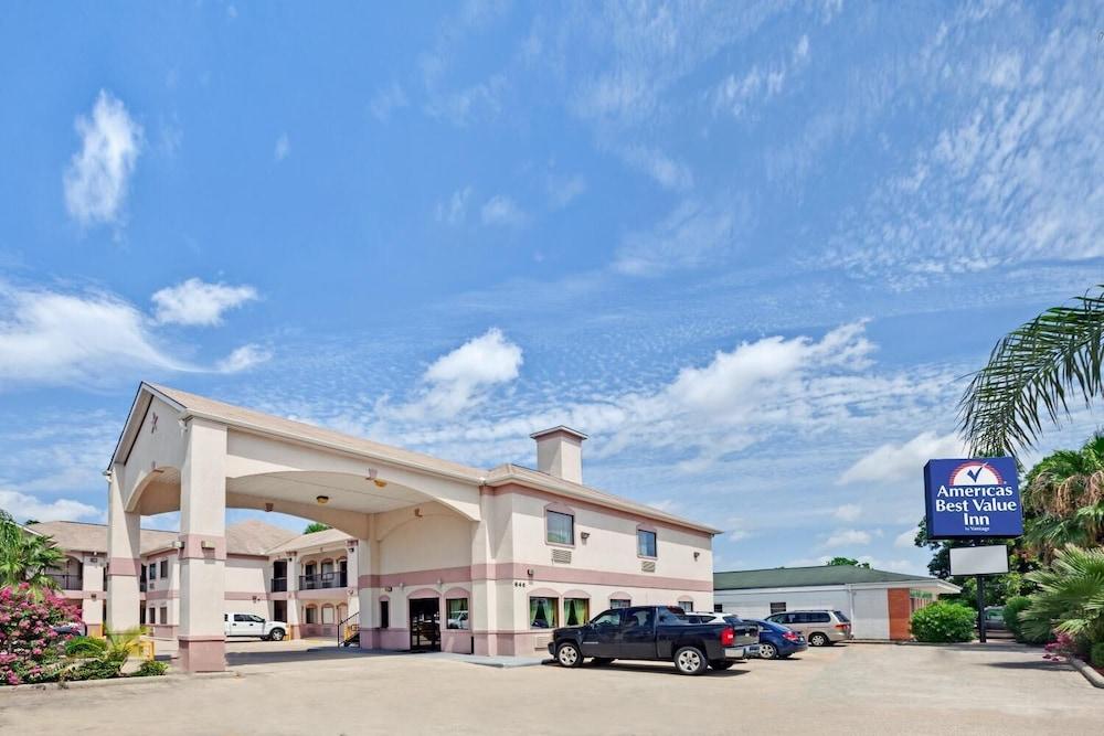 Sapphire Inn&Suites Deer Park Eksteriør billede